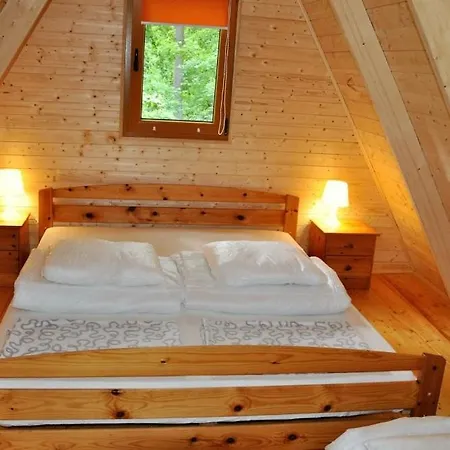 Lodge Letniskowe Maja Pogorzelica (Gmina Rewal)