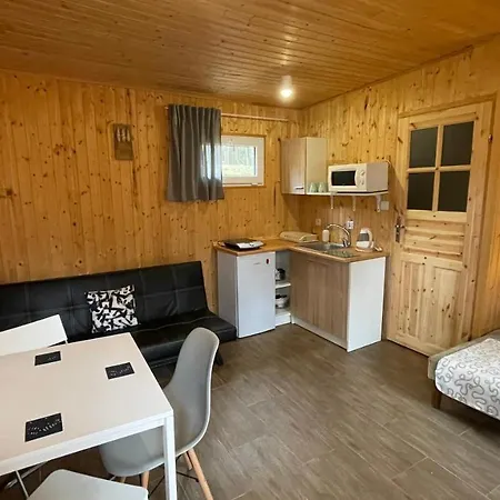 롯지 Letniskowe Maja 포고르젤리차