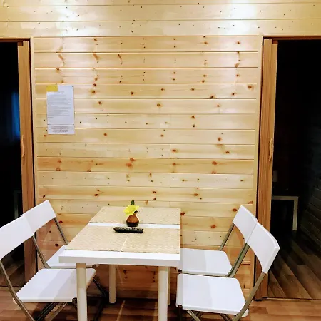 Letniskowe Maja Lodge *