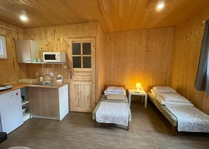 Letniskowe Maja بيت خشبي