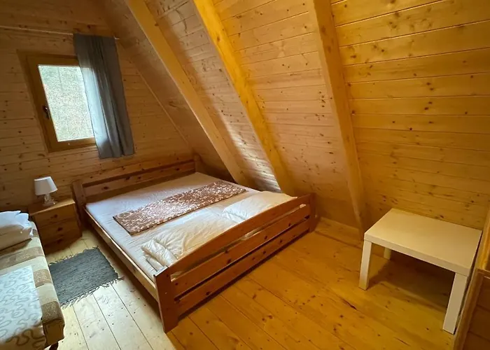 بيت خشبي Letniskowe Maja بوغورزيلكا