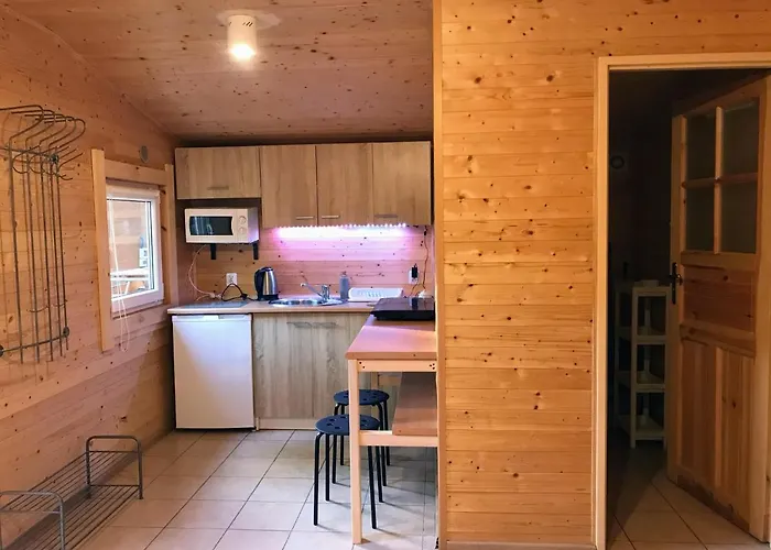 بيت خشبي Letniskowe Maja بوغورزيلكا